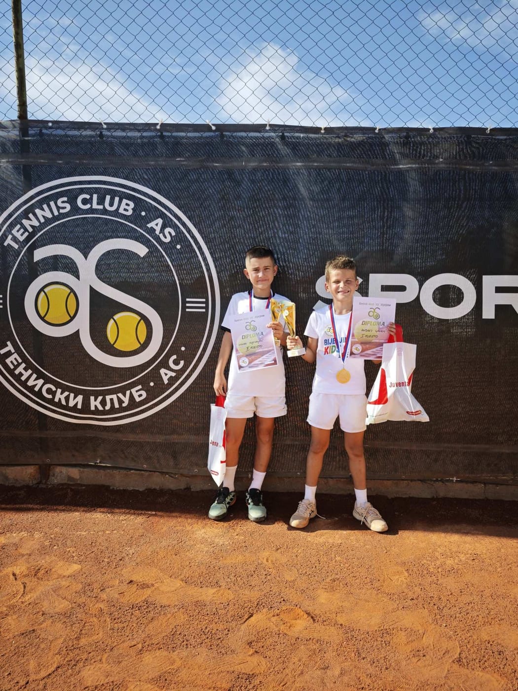 Novak Pljevaljcic i Andrej Gavric, finalisti zelenog nivoa