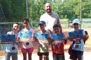 MINI TENIS TOUR Šarenilo teniskih majstorija u Banjaluci
